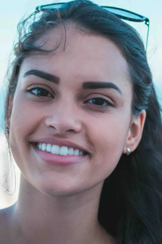 Guest recording selfie